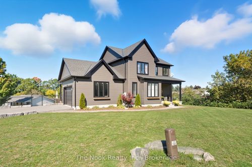 39 Helen Cres, Little Britain, ON, K0M2C0 | Card Image