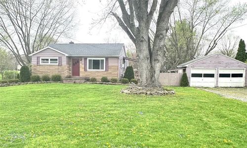 880 Wheatland Rd, West Middlesex, PA, 16159-2130 | Card Image