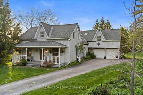 2464 Scrivens Dr, Metcalfe, ON, K0A2P0 | Card Image