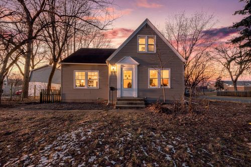 9300 Stevens Ave S, Bloomington, MN, 55420-3748 | Card Image