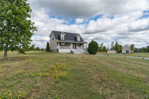 31795 Us Route 11, Philadelphia, NY, 13673-2166 | Card Image