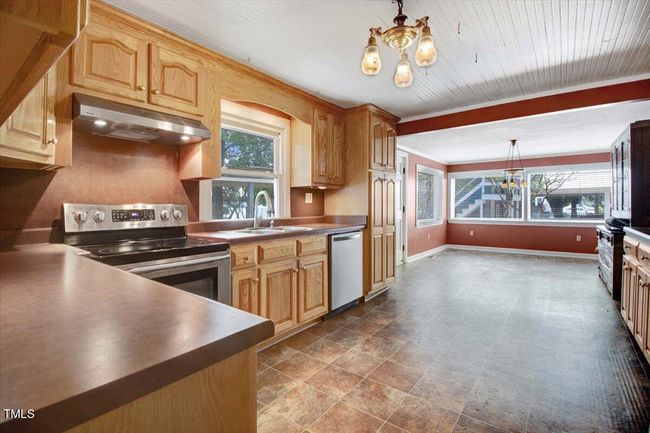 27-125 W Pine St-27 | Image 27