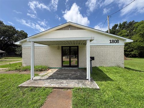 1808 E 1st St., Mt Pleasant, TX, 75455 | Card Image