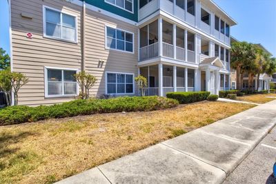 1001 - 4802 51 St Street W, Condo with 2 bedrooms, 2 bathrooms and null parking in Bradenton FL | Image 3