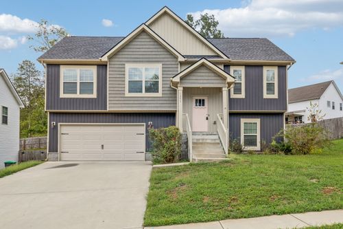 1377 Sussex Dr, Clarksville, TN, 37042-2028 | Card Image