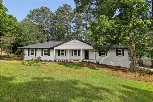 5421 Brownlee Rd, Stone Mountain, GA, 30087-3123 | Card Image