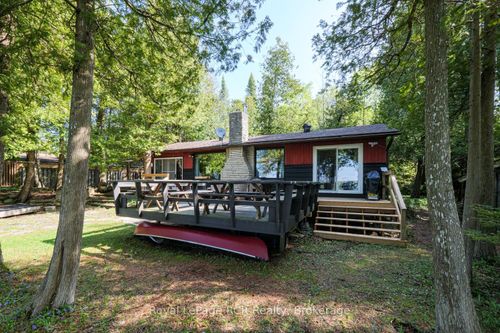 90 Berford Park Rd, South Bruce Peninsula, ON, N0H2T0 | Card Image