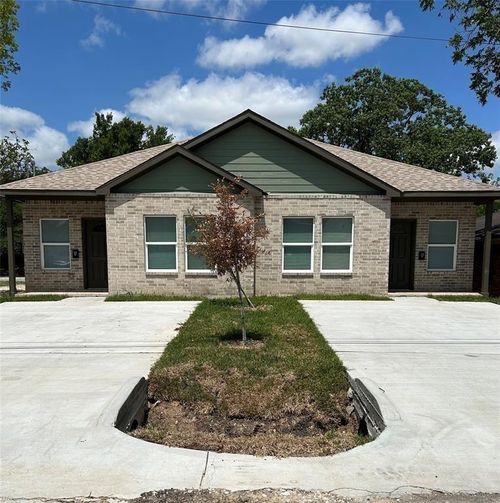 8006 Bowen St, Houston, TX, 77051-1674 | Card Image