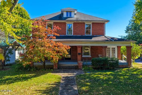 1221 W Sullivan St, Kingsport, TN, 37660-3134 | Card Image