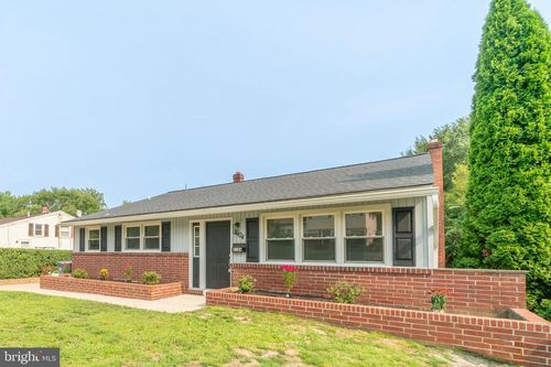 2104 Wildwood Dr, WILMINGTON, DE, 19805-1063 | Card Image