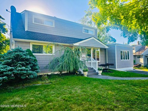 12 Carole Dr, Oakhurst, NJ, 07755-1266 | Card Image