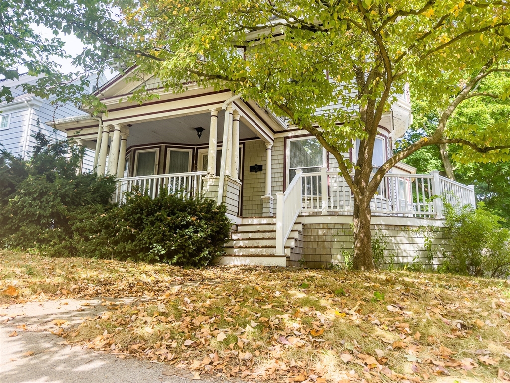 Park St, West Roxbury, MA 02132