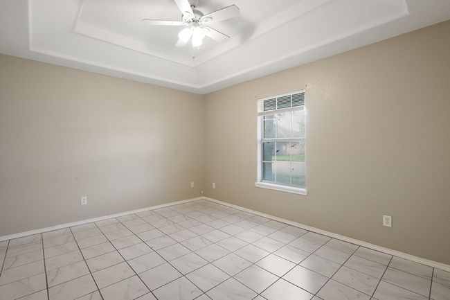 2 - 2305 Kimberly Lane, Home with 2 bedrooms, 2 bathrooms and 2 parking in Edinburg TX | Image 9