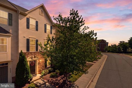 42630 Burbank Ter, STERLING, VA, 20166-2600 | Card Image