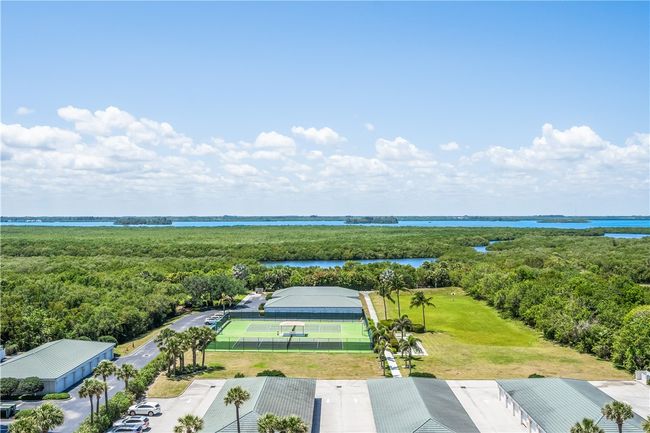 APT-9-5 - 5051 N Highway A1a, House attached with 2 bedrooms, 2 bathrooms and null parking in Hutchinson Island FL | Image 20