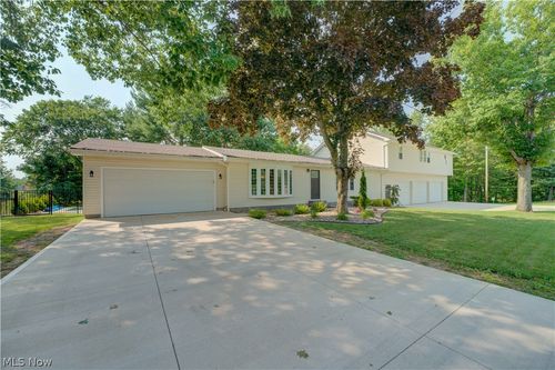 1715 Chenango Rd, Wakeman, OH, 44889-9418 | Card Image