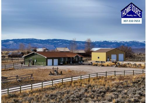 47 Van Vleet Ln, Lander, WY, 82520 | Card Image