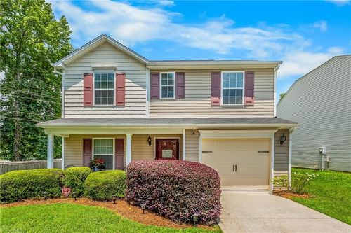 5009 Hogan Point Ct, Winston Salem, NC, 27127-9446 | Card Image