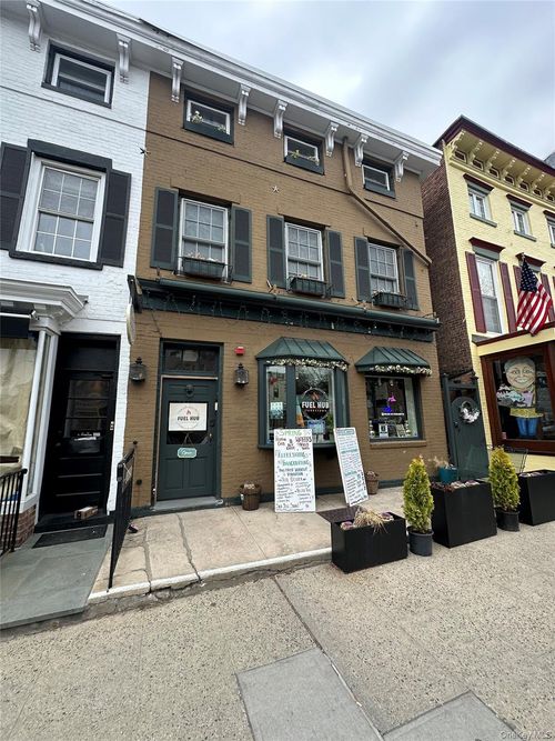 2-37 Main St, Tarrytown, NY, 10591-3627 | Card Image