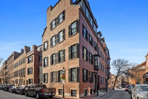 50 River St., Boston, MA, 02108 | Card Image