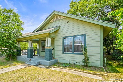 146 Yucca St, San Antonio, TX, 78203-2348 | Card Image