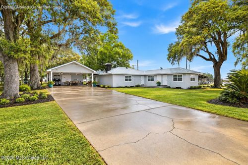 3309 Mary Walker Dr, Gautier, MS, 39553-5713 | Card Image