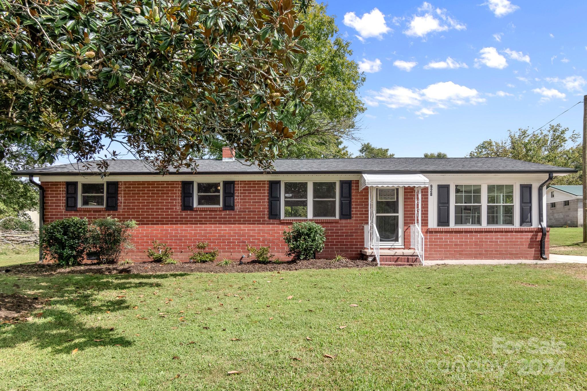 3rd St, Spencer, NC 28159