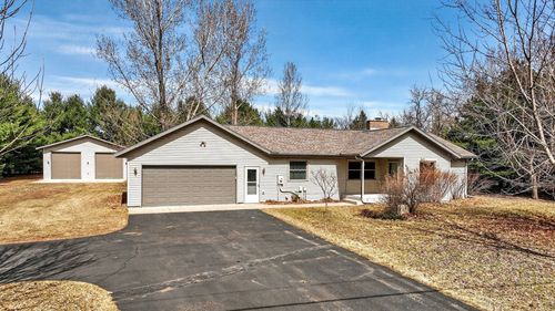 18632 70th Ave, Chippewa Falls, WI, 54729-6400 | Card Image