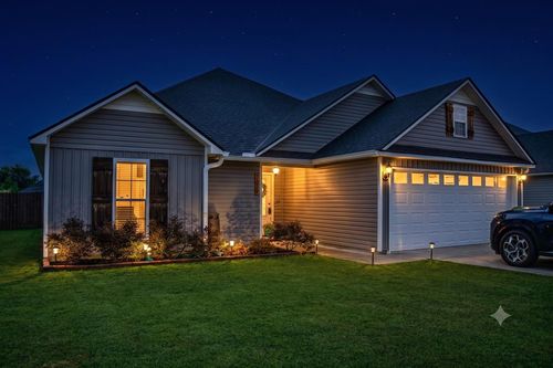 2039 Meadow Cove Dr, Valdosta, GA, 31605-1229 | Card Image