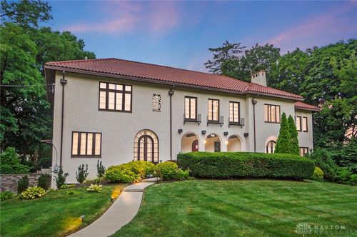 25 Thruston Blvd W, Oakwood, OH, 45419-3331 | Card Image