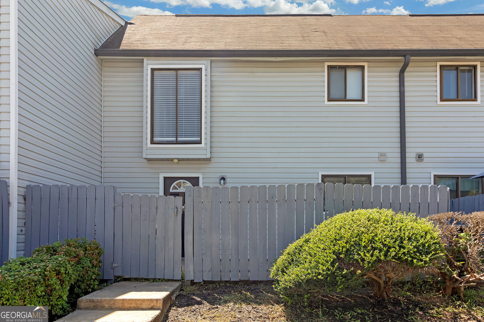 Country Club Dr, Jonesboro, GA 30238