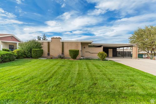 1762 W Mantle Ave, Taylorsville, UT, 84129-5526 | Card Image