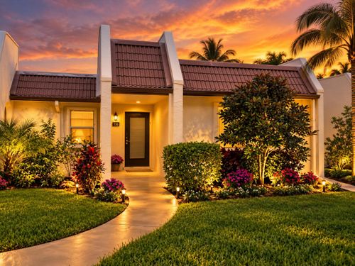 175 Lake Susan Ln, West Palm Beach, FL, 33411-9226 | Card Image