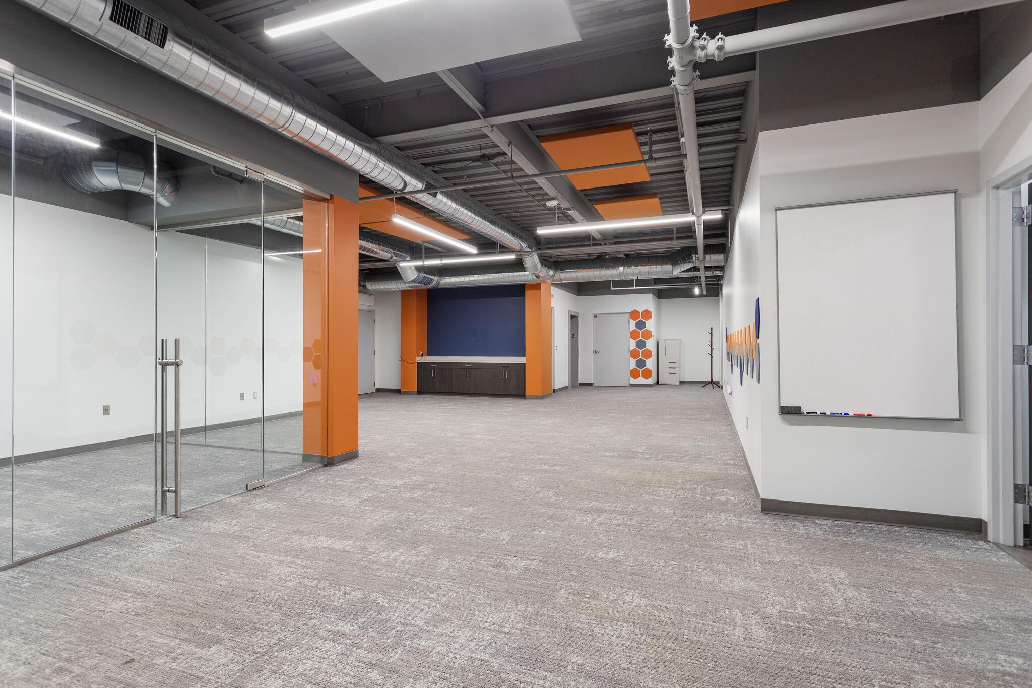 Commercial Lease in Holland 3