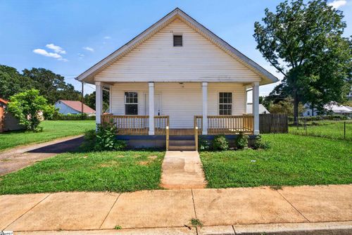 12 S Main St, Duncan, SC, 29334-9609 | Card Image