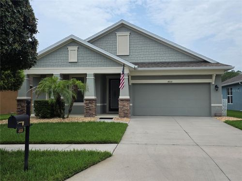 4939 Autumn Ridge Dr, WESLEY CHAPEL, FL, 33545-3220 | Card Image