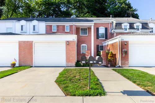 bldg-14-111 Manor Way, Rochester Hills, MI, 48309-2021 | Card Image