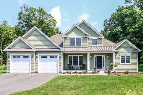 11-11 Tall Oaks Dr, New Milford, CT, 06776-5634 | Card Image