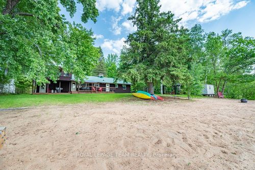 42165 Combermere Rd, Madawaska Valley, ON, K0J1B0 | Card Image