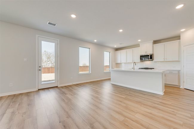 2914 Hanscom St, House other with 4 bedrooms, 3 bathrooms and null parking in Forney TX | Image 8