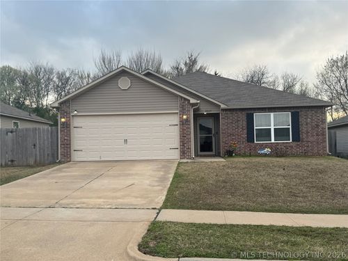 2805 Quincy St, Broken Arrow, OK, 74014-5028 | Card Image