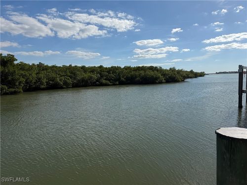 2195 Sheepshead Dr, NAPLES, FL, 34102-1507 | Card Image