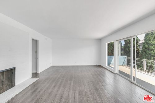 apt-3-17321 Castellammare Dr, Pacific Palisades, CA, 90272-4141 | Card Image