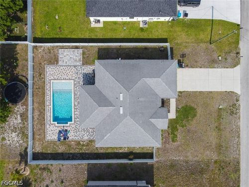1802 20th Ter, Cape Coral, FL, 33993-4911 | Card Image