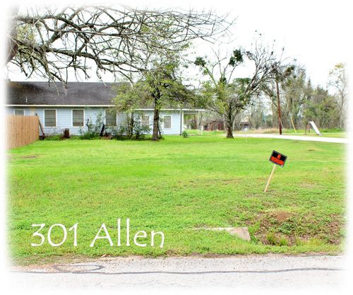 301 Allen Street, Eagle Lake, TX, 77434 | Card Image