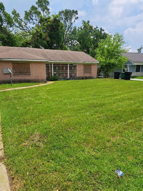 5118 Kashmere St, Houston, TX, 77026-2358 | Card Image