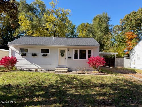 29 Sherwood Drive, Colonie, NY, 12110 | Card Image