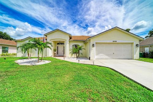2458 Rio De Janeiro Ave, PUNTA GORDA, FL, 33983-8666 | Card Image