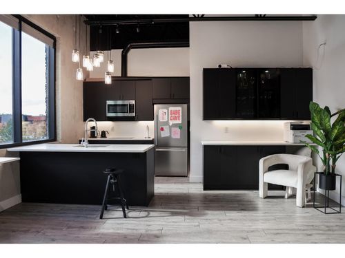 108-19055 34a Ave, Surrey, BC, V3Z0P6 | Card Image