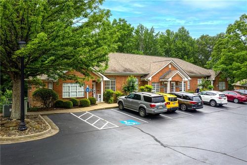 413 Creekstone Rdg, Woodstock, GA, 30188-3746 | Card Image